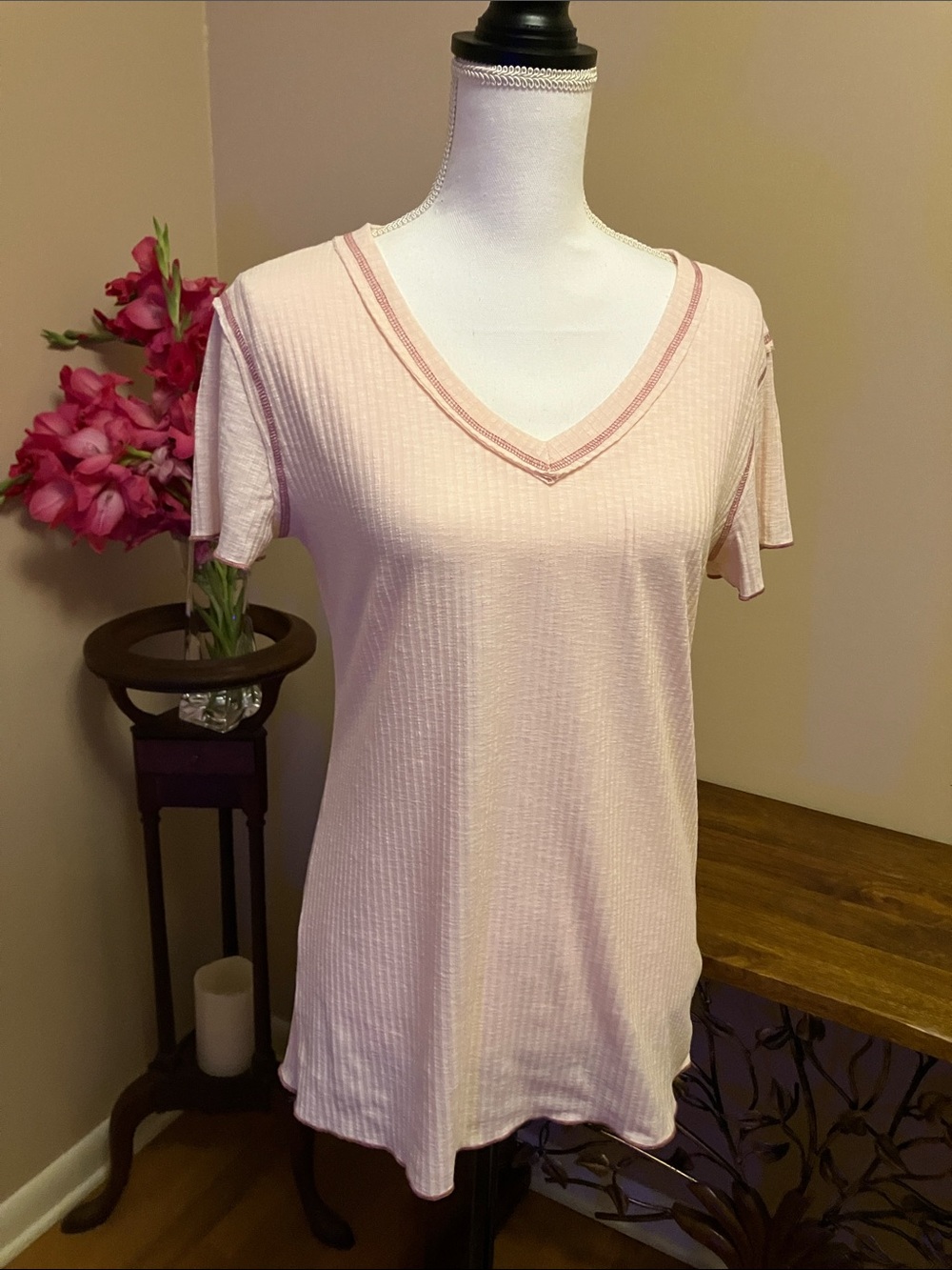 POL Light Pink Ribbed V-Neck Short Sleeve Top with darker pink stitching